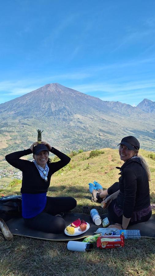 Family Rinjani Bungalow Sajang ภายนอก รูปภาพ